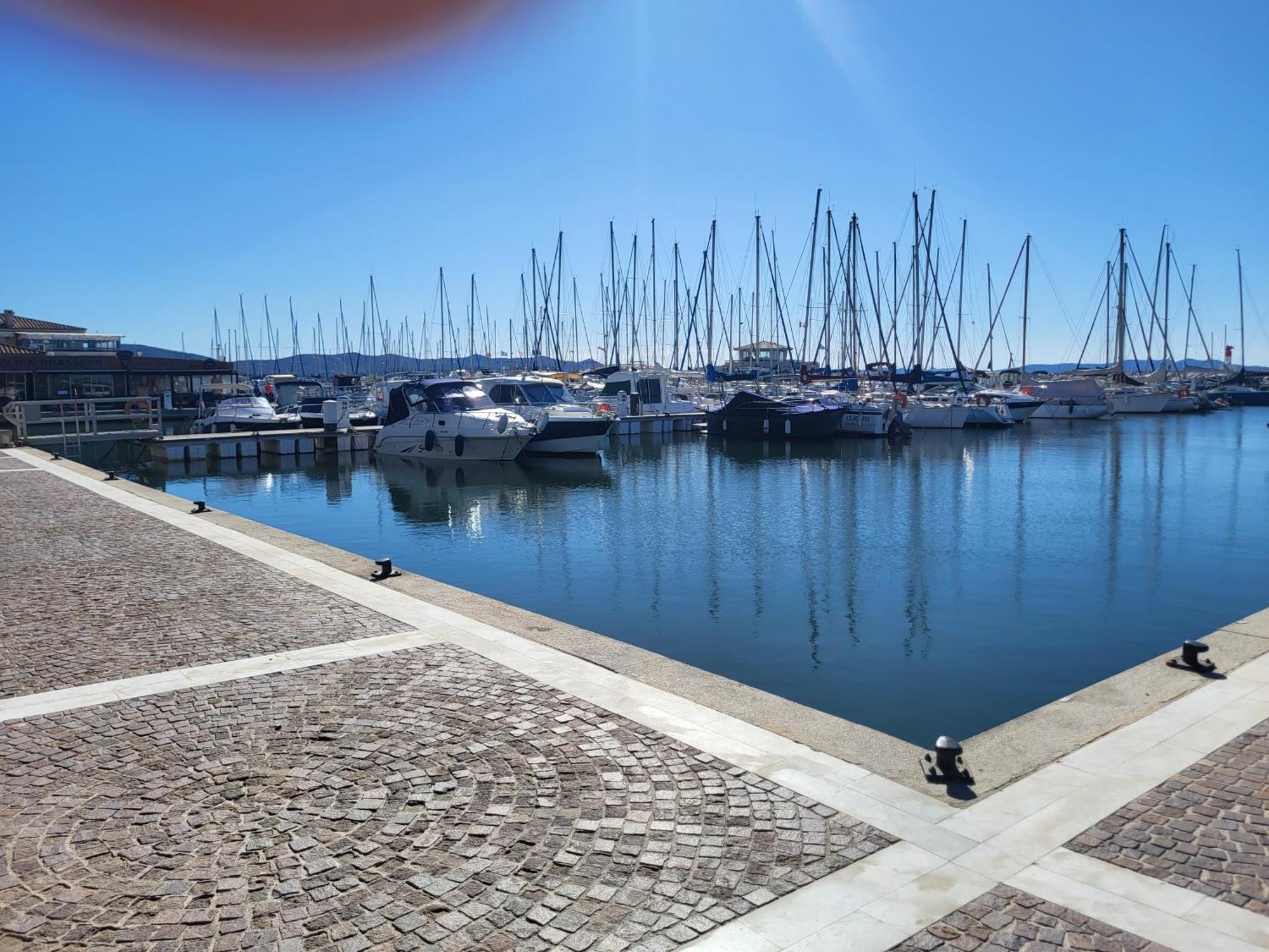 Mazet Climatise Rdj Plages Parking Wifi Gratuit La Londe-les-Maures Exteriér fotografie