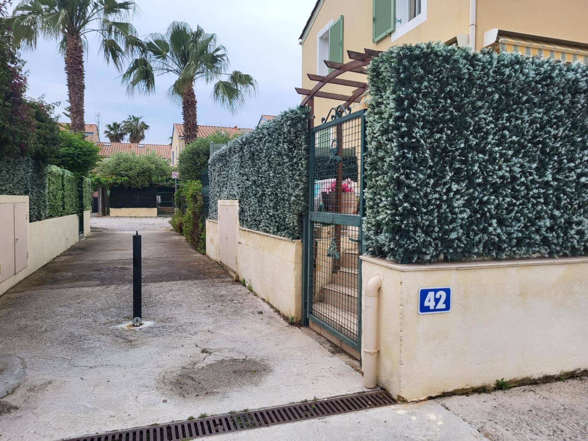 Mazet Climatise Rdj Plages Parking Wifi Gratuit La Londe-les-Maures Exteriér fotografie
